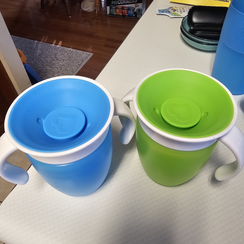 Munchkin 360 Cups (7oz)